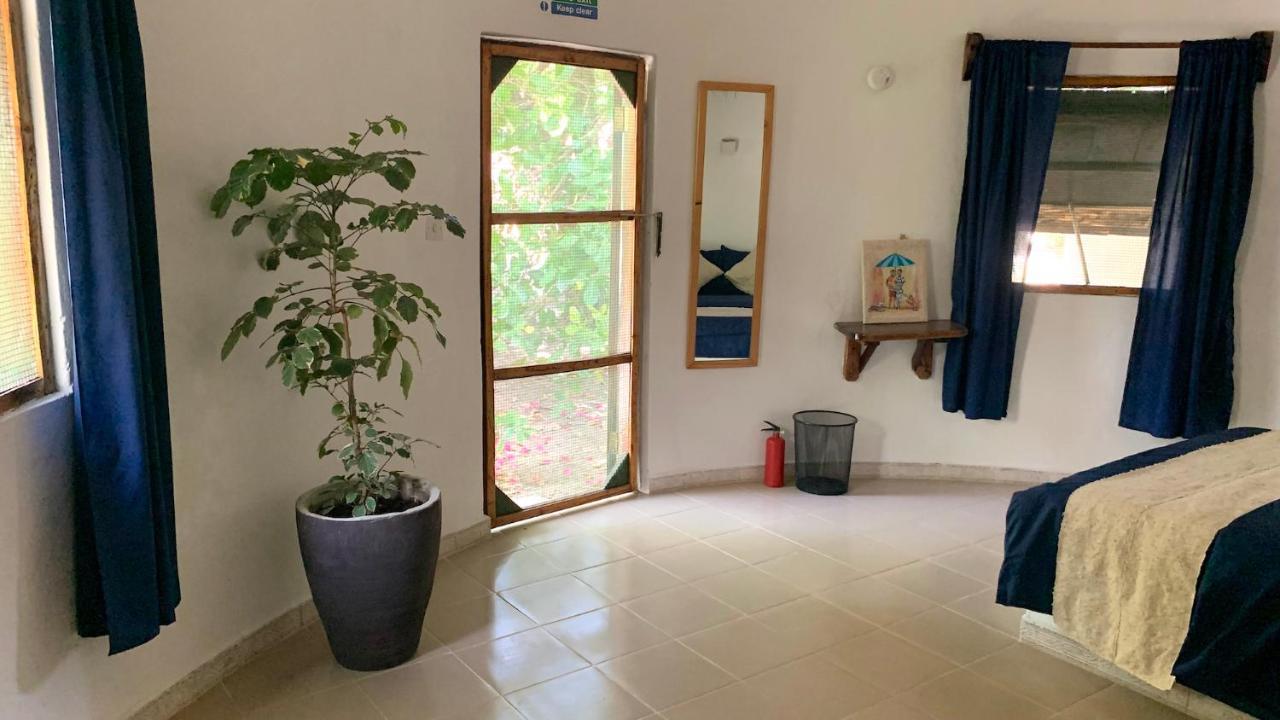 Footsteps Eco-Lodge Gunjur Εξωτερικό φωτογραφία