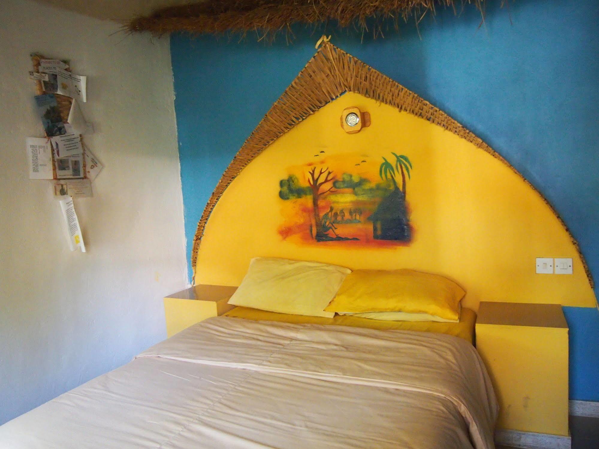 Footsteps Eco-Lodge Gunjur Εξωτερικό φωτογραφία