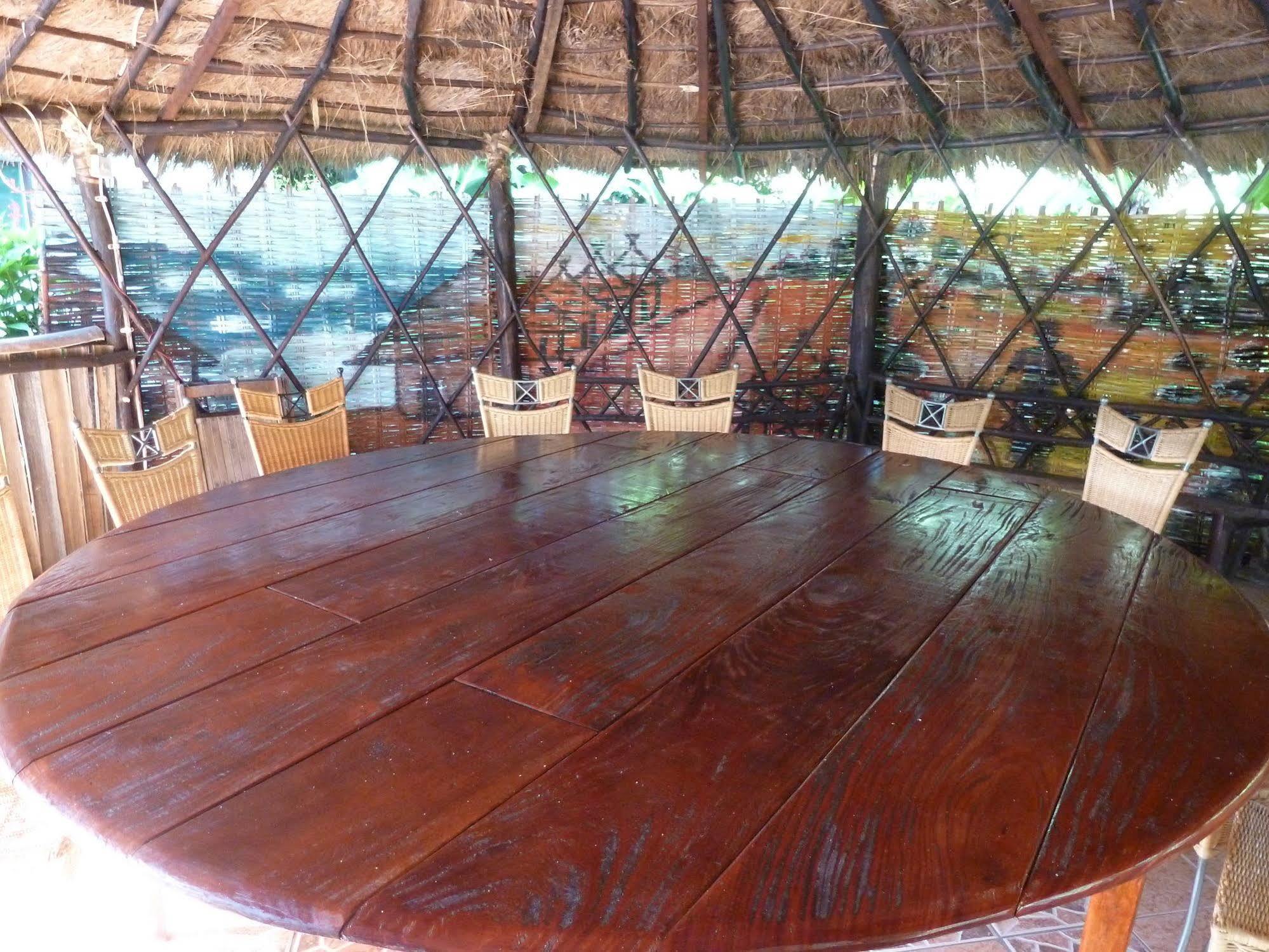Footsteps Eco-Lodge Gunjur Εξωτερικό φωτογραφία